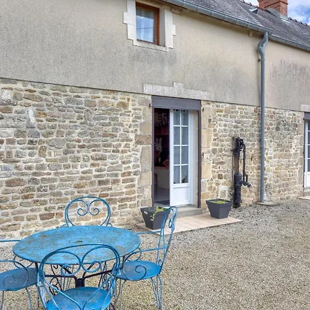 בית נופש Charmante *