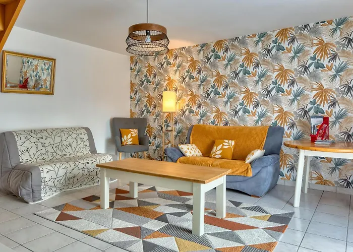 Charmante בית נופש *